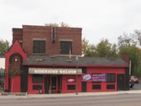 Interview with Efren Gonzalez: Sidekicks Saloon photo